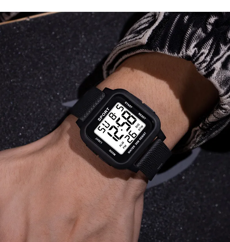 สีดำกีฬานาฬิกาผู้ชายนาฬิกาดิจิ - Digital Alarm Clock บทวิจารณ์และราคา