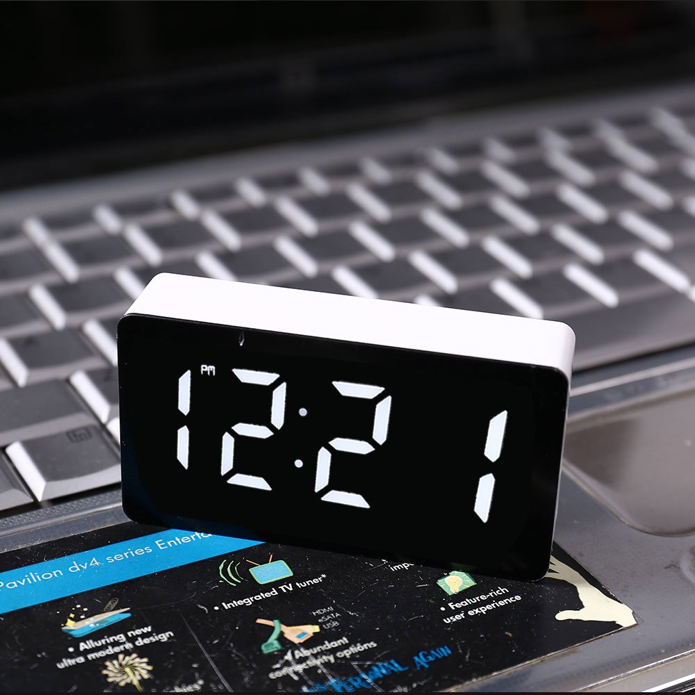 LED นาฬิกาอิเล็กทรอนิกส์นาฬิกา - Modern Electronics Gadgets บทวิจารณ์และราคา